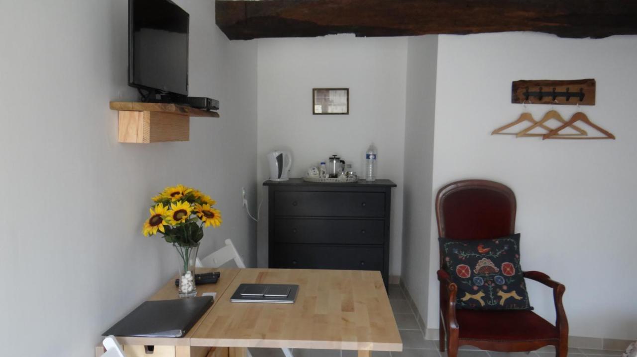 La Petite Houssaye Bed & Breakfast Villiers-Fossard Dış mekan fotoğraf